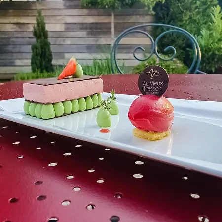 Du Lac, Sure Collection By Western 3*