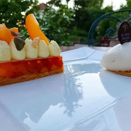 Du Lac, Sure Collection By Western Mesnil-Saint-Père