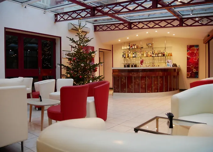 Du Lac, Sure Collection By Western 3*