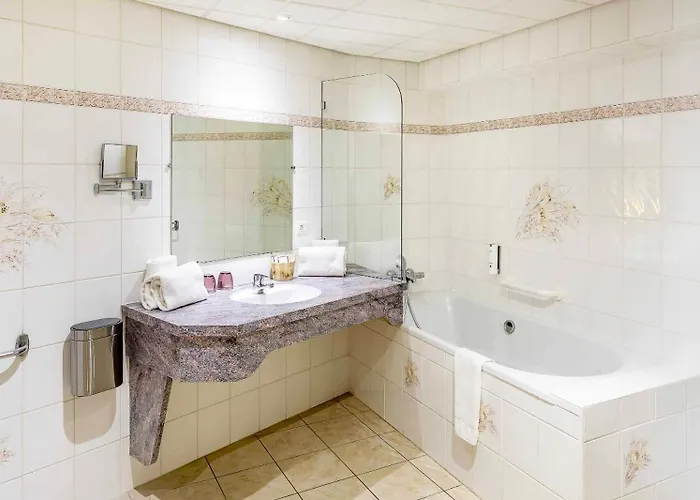 Du Lac, Sure Collection By Western ホテル Mesnil-Saint-Père